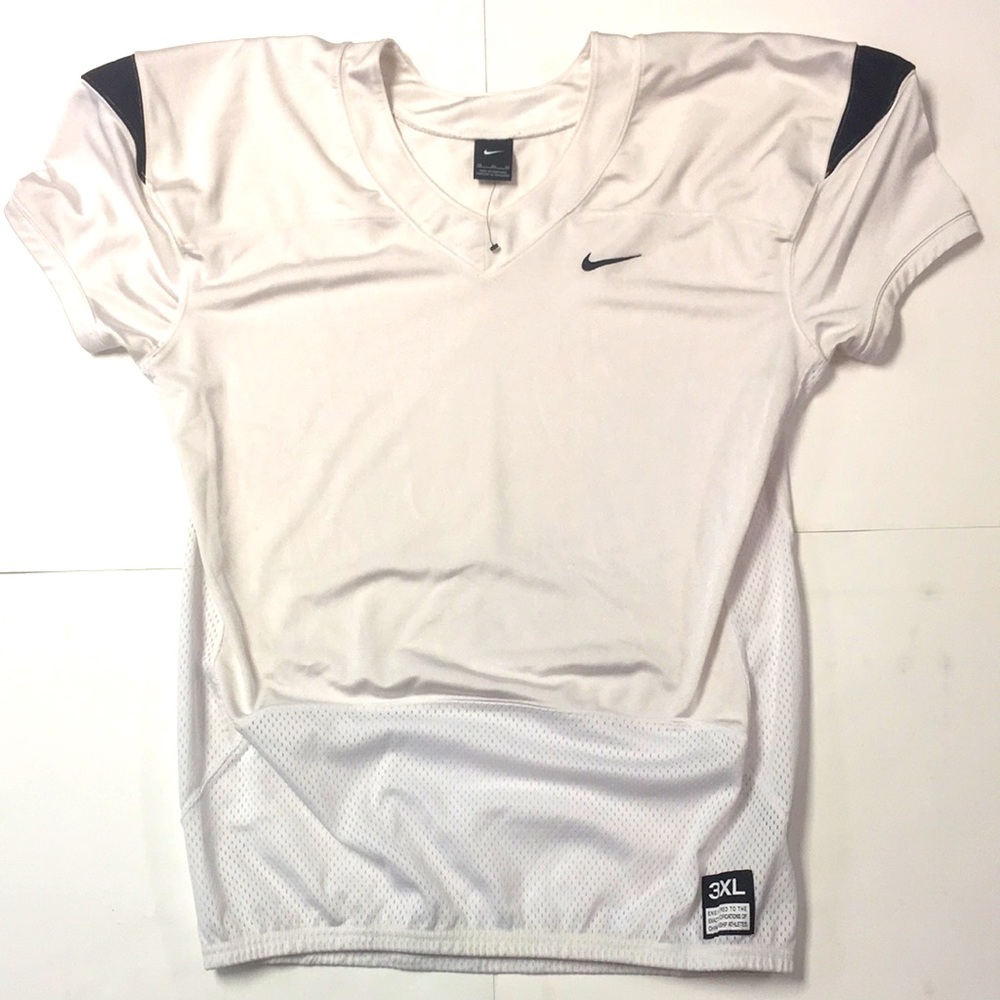 NWOT Nike Football 🏈 Jersey
